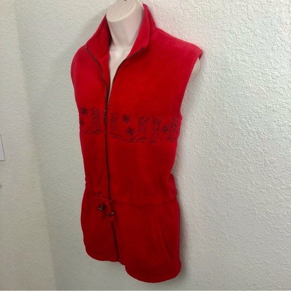Line Two red fleece zip front western style vest - Picture 4 of 16
